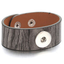 Load image into Gallery viewer, Adjustable Snap Bracelet Vintage